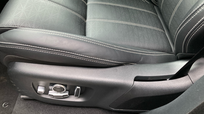 Land Rover Range Rover Velar 2.0 D200 R-Dynamic HSE 5dr Auto Diesel Estate